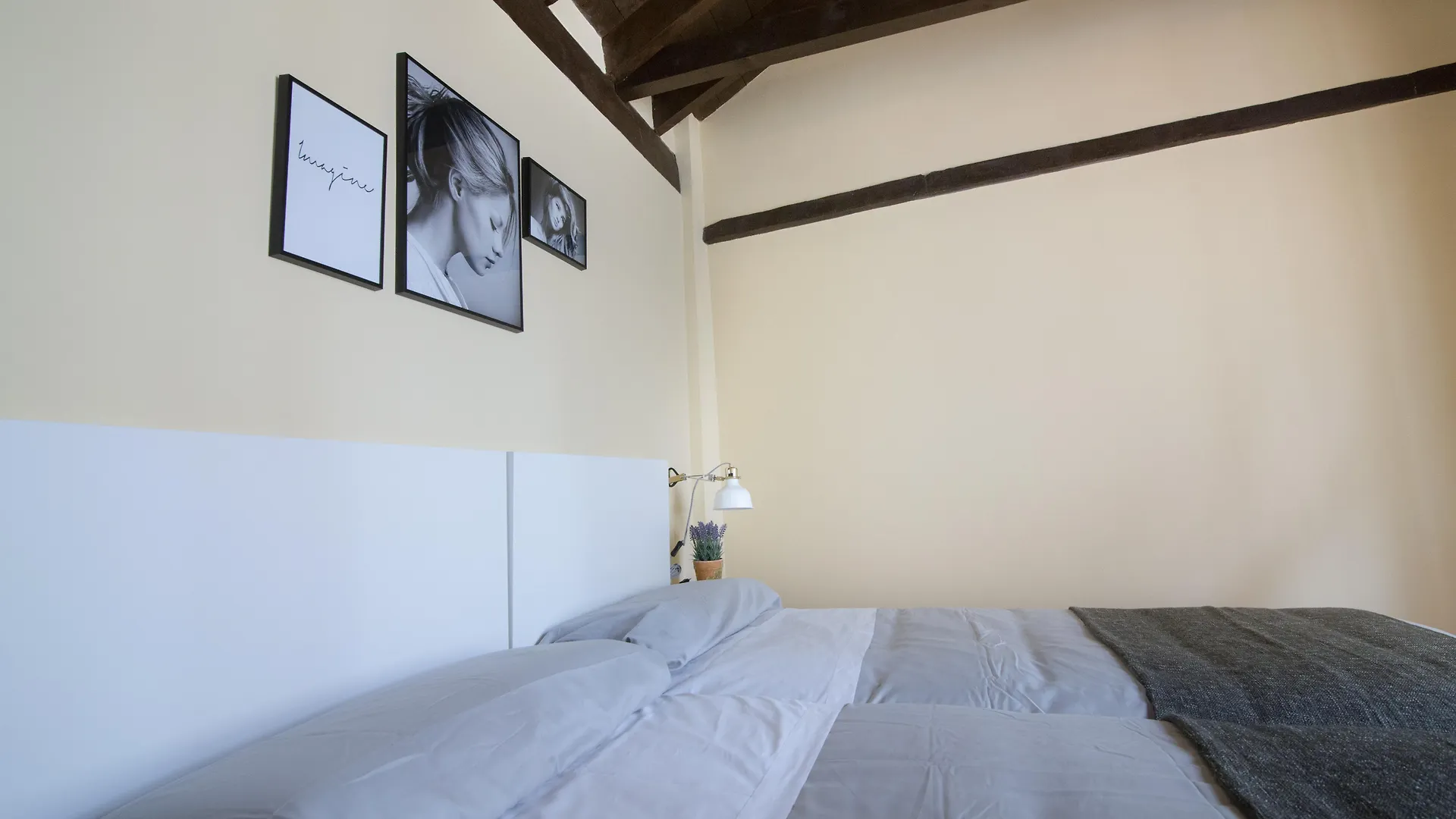 Daire Apartamentos Nahira Suites 3000 Granada