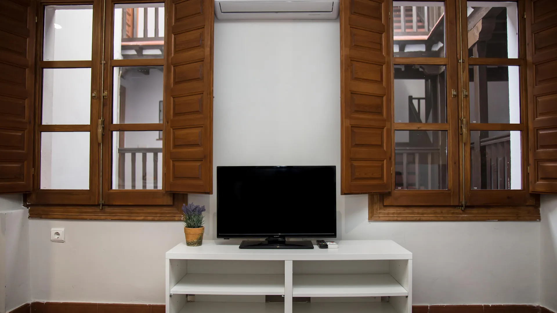 Daire Apartamentos Nahira Suites 3000 Granada