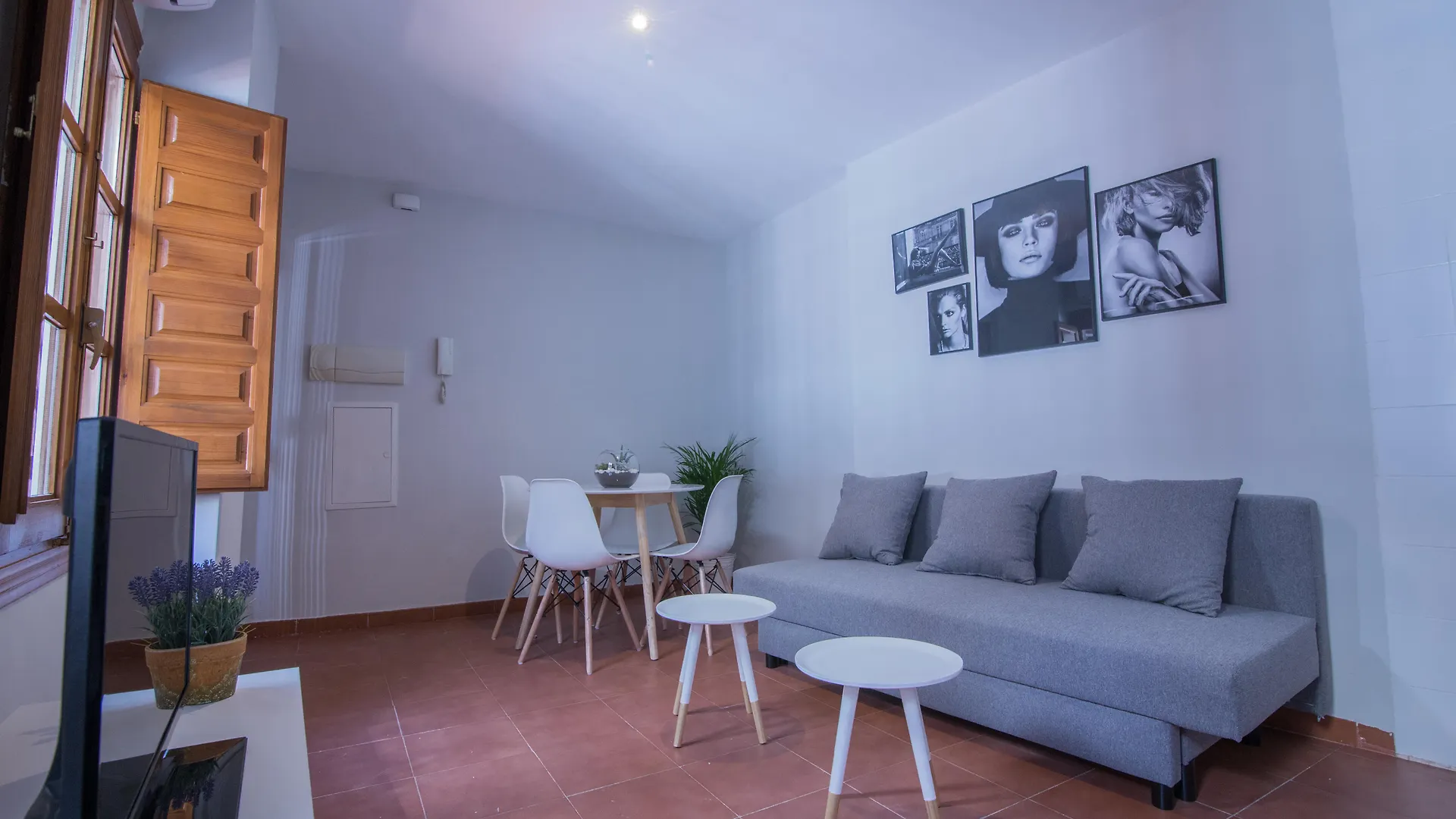 Apartamentos Nahira Suites 3000 Granada Appartement